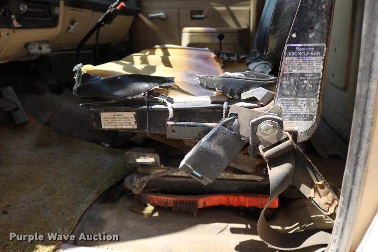 image for item DD0188 1986 Chevrolet Kodiak C70 dump truck