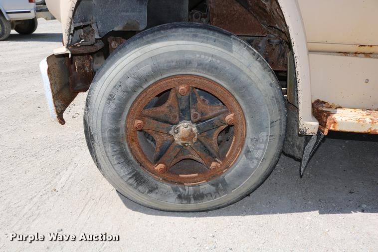 image for item DD0188 1986 Chevrolet Kodiak C70 dump truck