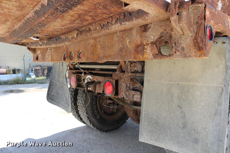 image for item DD0188 1986 Chevrolet Kodiak C70 dump truck