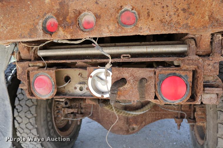 image for item DD0188 1986 Chevrolet Kodiak C70 dump truck