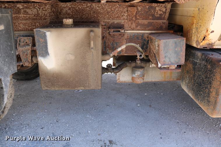 image for item DD0188 1986 Chevrolet Kodiak C70 dump truck