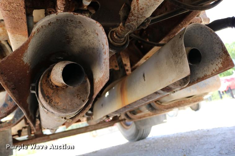 image for item DD0188 1986 Chevrolet Kodiak C70 dump truck