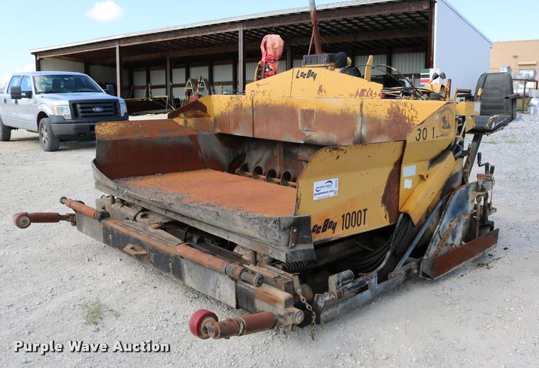 image for item DD0192 1991 LeeBoy L1000T paver