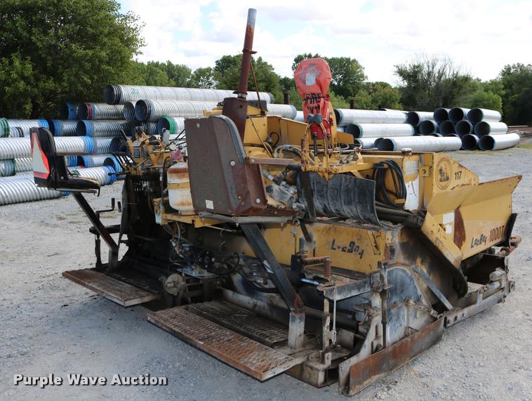 image for item DD0192 1991 LeeBoy L1000T paver