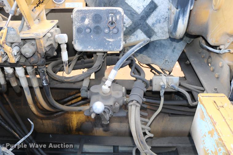 image for item DD0192 1991 LeeBoy L1000T paver