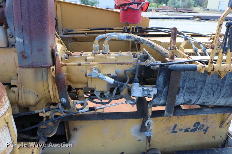 image for item DD0192 1991 LeeBoy L1000T paver