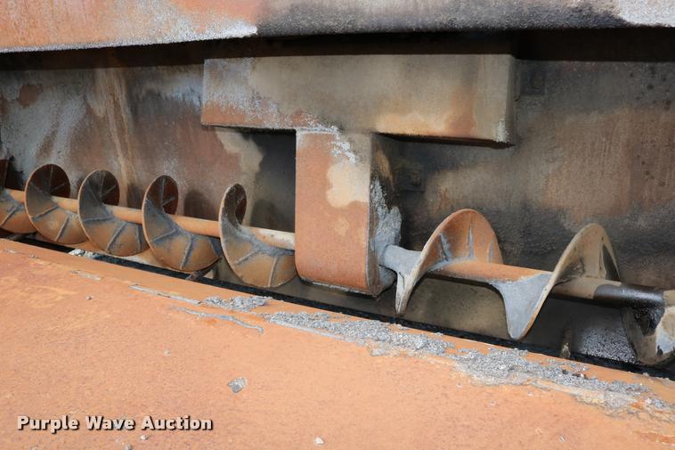 image for item DD0192 1991 LeeBoy L1000T paver