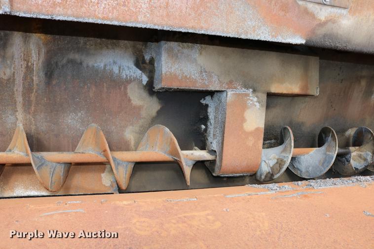 image for item DD0192 1991 LeeBoy L1000T paver