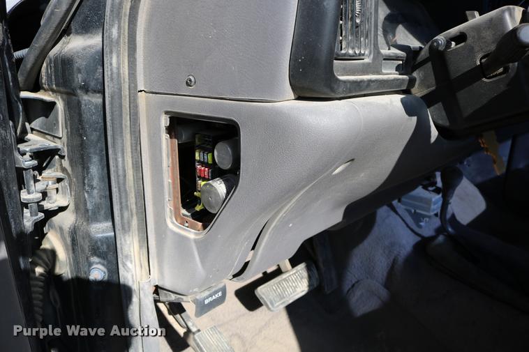 image for item DD0194 1996 Dodge Ram 1500 pickup truck