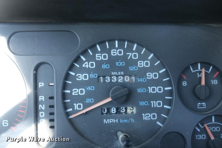 image for item DD0194 1996 Dodge Ram 1500 pickup truck