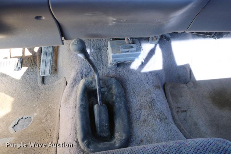 image for item DD0194 1996 Dodge Ram 1500 pickup truck