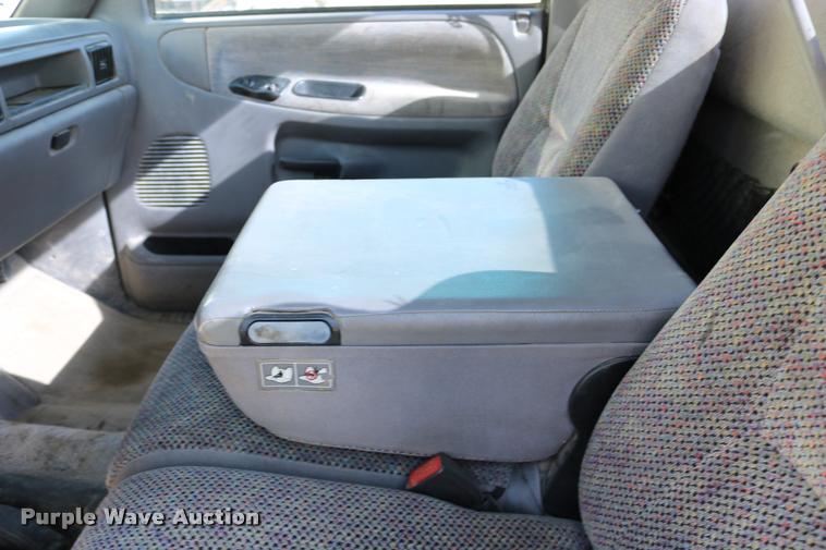 image for item DD0194 1996 Dodge Ram 1500 pickup truck