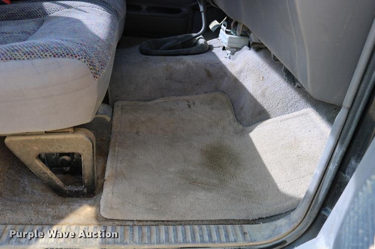 image for item DD0194 1996 Dodge Ram 1500 pickup truck