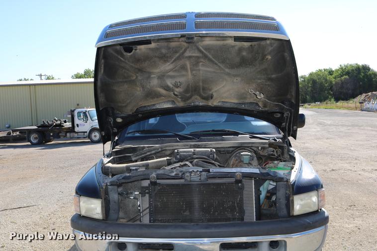 image for item DD0194 1996 Dodge Ram 1500 pickup truck