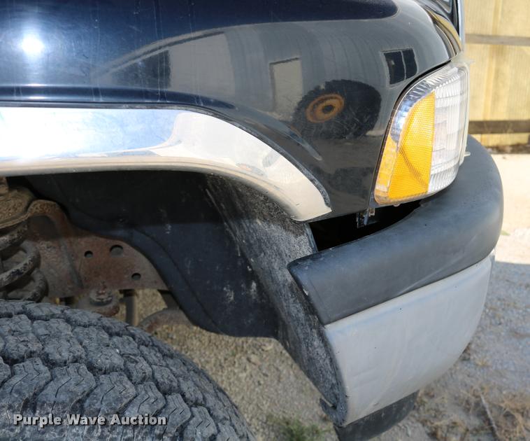 image for item DD0194 1996 Dodge Ram 1500 pickup truck