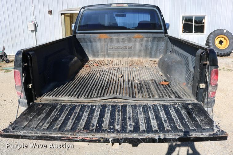 image for item DD0194 1996 Dodge Ram 1500 pickup truck