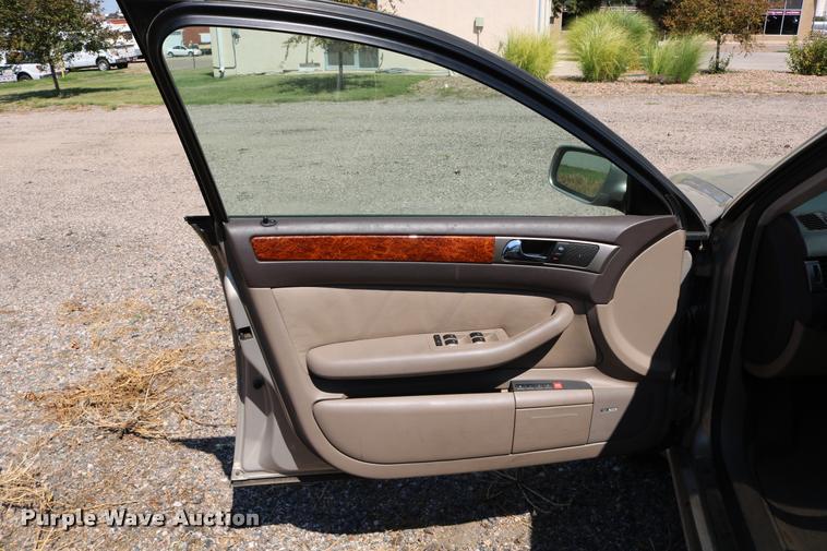 image for item DD0200 2001 Audi A6