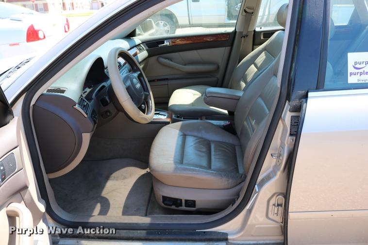 image for item DD0200 2001 Audi A6