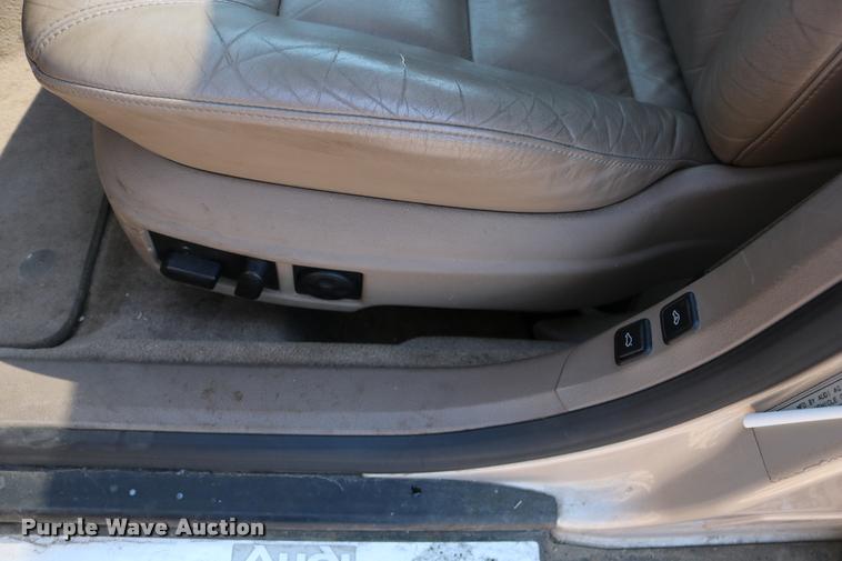 image for item DD0200 2001 Audi A6