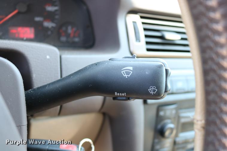 image for item DD0200 2001 Audi A6