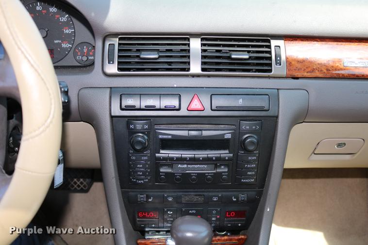 image for item DD0200 2001 Audi A6