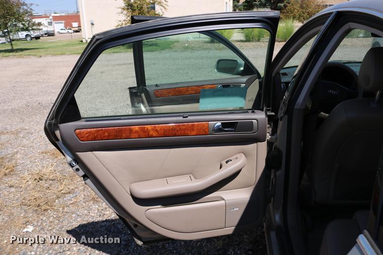 image for item DD0200 2001 Audi A6