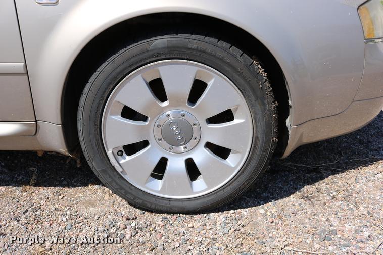 image for item DD0200 2001 Audi A6