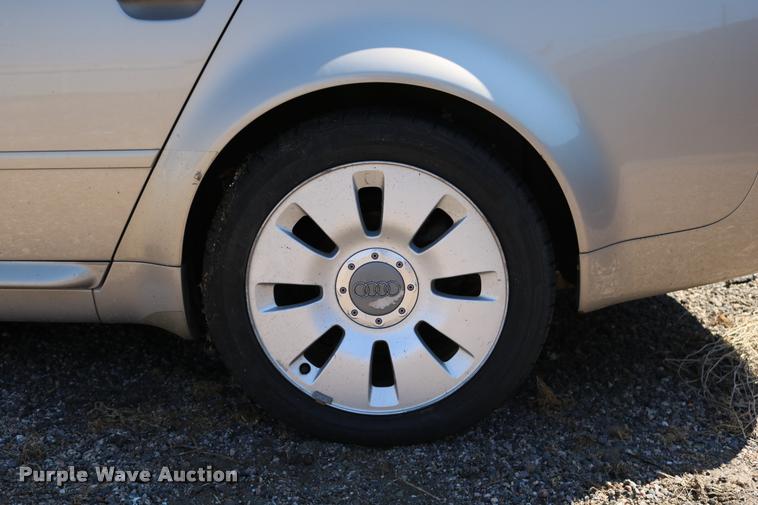 image for item DD0200 2001 Audi A6