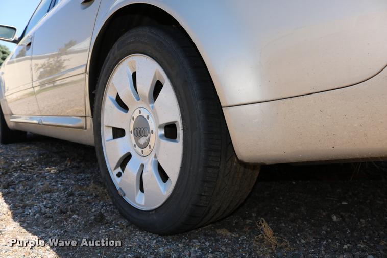 image for item DD0200 2001 Audi A6