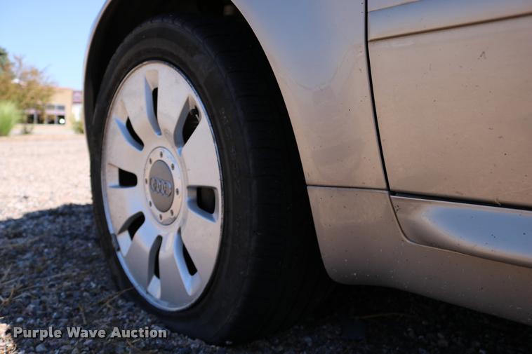 image for item DD0200 2001 Audi A6