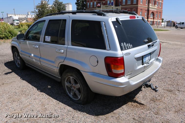 image for item DD0202 2004 Jeep Grand Cherokee SUV