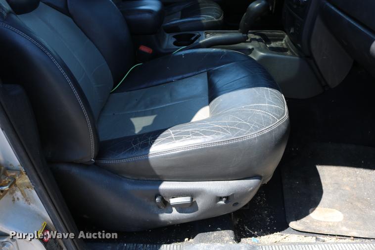 image for item DD0202 2004 Jeep Grand Cherokee SUV