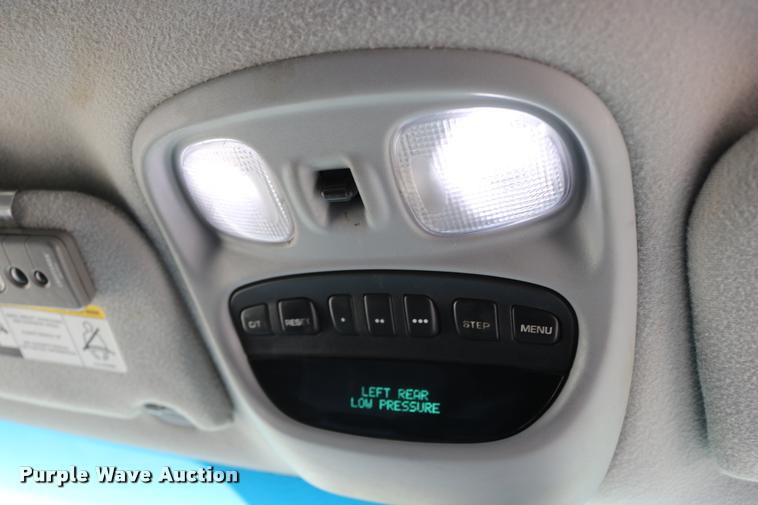 image for item DD0202 2004 Jeep Grand Cherokee SUV