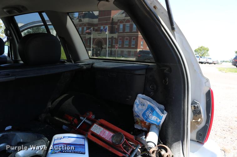 image for item DD0202 2004 Jeep Grand Cherokee SUV