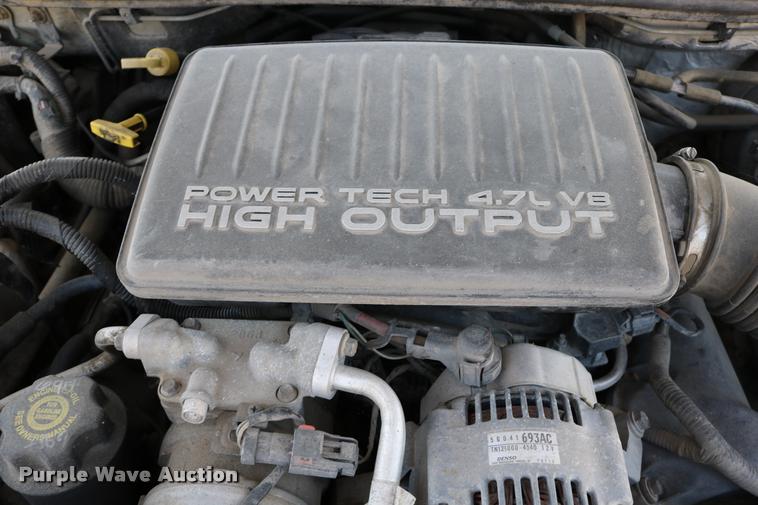 image for item DD0202 2004 Jeep Grand Cherokee SUV