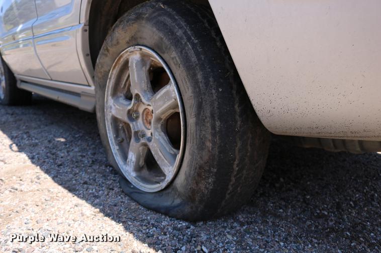 image for item DD0202 2004 Jeep Grand Cherokee SUV