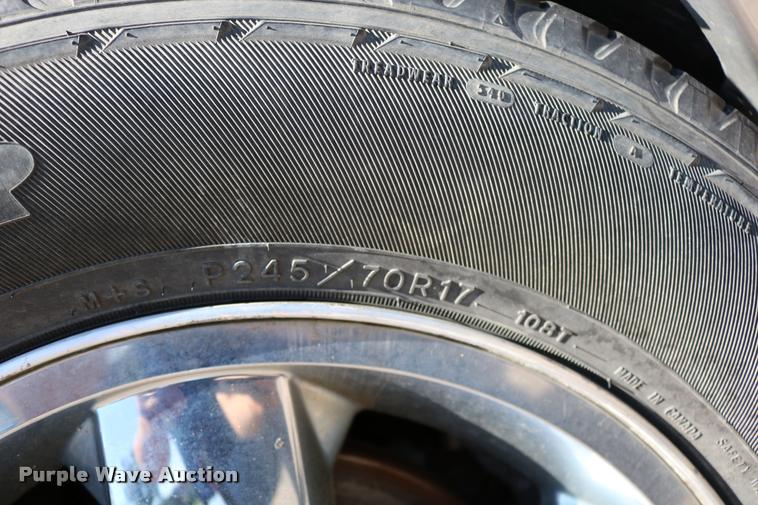 image for item DD0202 2004 Jeep Grand Cherokee SUV