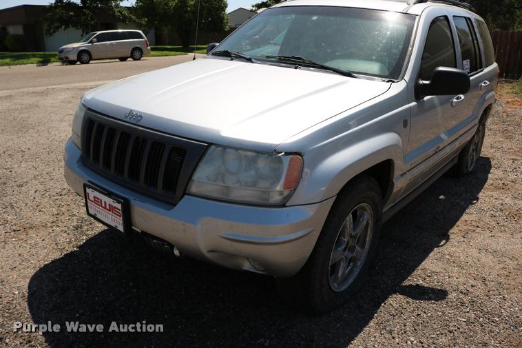 image for item DD0202 2004 Jeep Grand Cherokee SUV