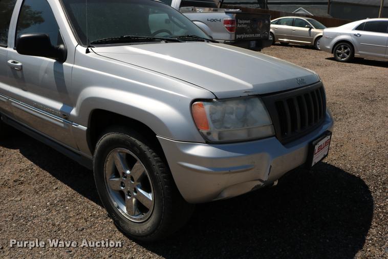 image for item DD0202 2004 Jeep Grand Cherokee SUV