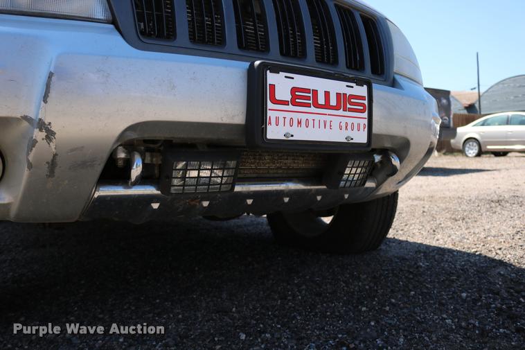 image for item DD0202 2004 Jeep Grand Cherokee SUV