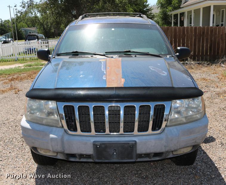 image for item DD0203 2000 Jeep Grand Cherokee SUV
