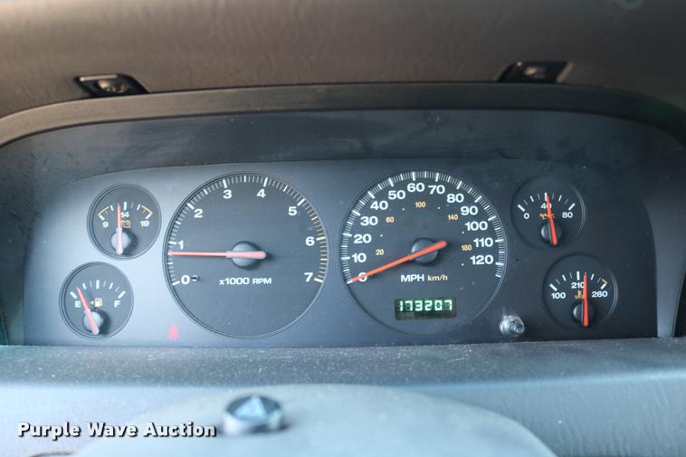 image for item DD0203 2000 Jeep Grand Cherokee SUV