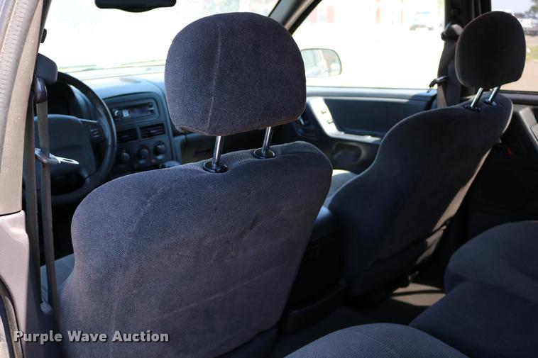 image for item DD0203 2000 Jeep Grand Cherokee SUV