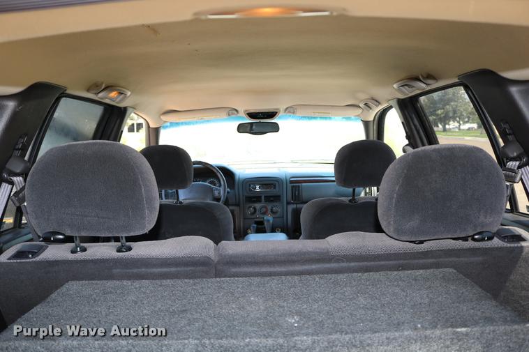 image for item DD0203 2000 Jeep Grand Cherokee SUV