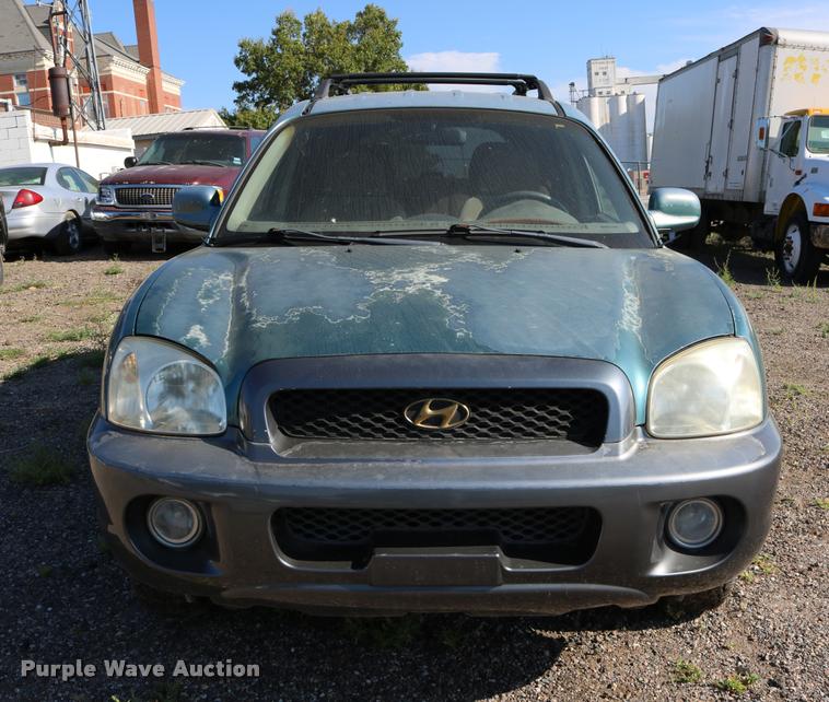 image for item DD0205 2002 Hyundai Santa Fe SUV