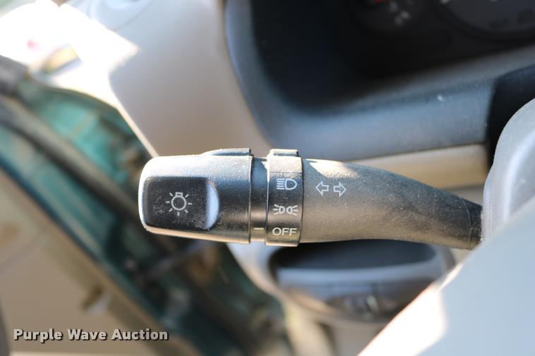 image for item DD0205 2002 Hyundai Santa Fe SUV