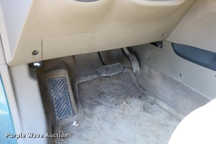 image for item DD0205 2002 Hyundai Santa Fe SUV