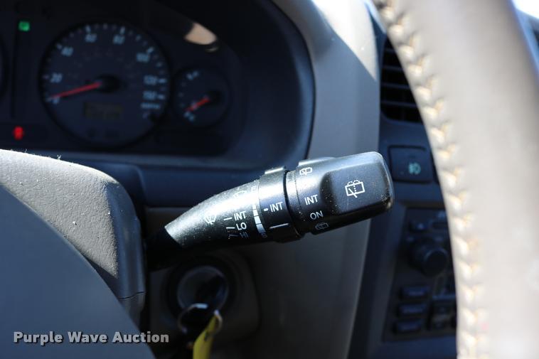 image for item DD0205 2002 Hyundai Santa Fe SUV