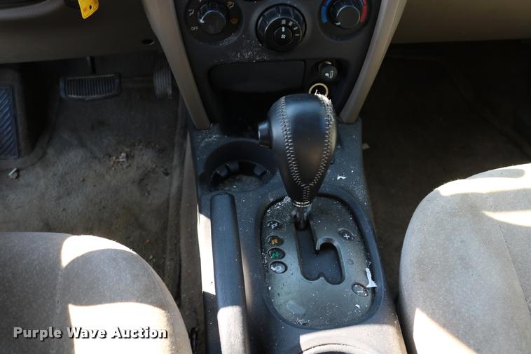 image for item DD0205 2002 Hyundai Santa Fe SUV