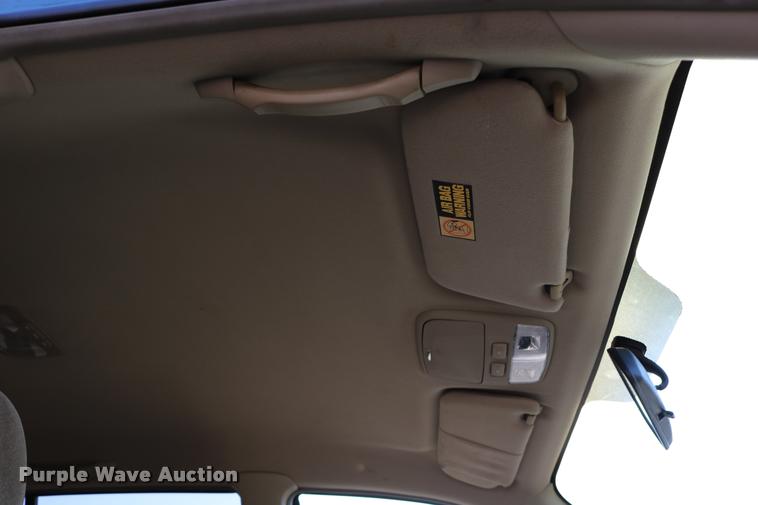 image for item DD0205 2002 Hyundai Santa Fe SUV